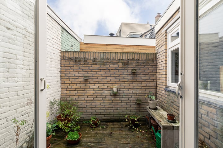 View photo 11 of Leidsestraat 91