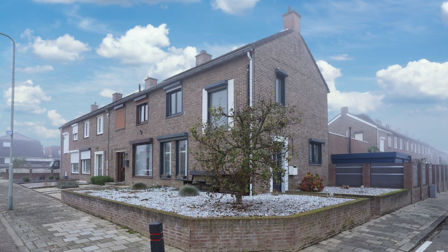 Foto 1 van Abdissenlaan 74