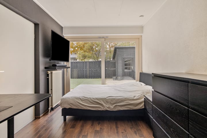 Foto 16 van Lunterenstraat 33