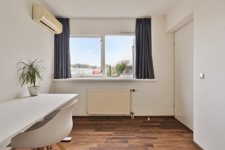 Foto 28 van Lunterenstraat 33