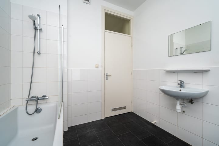 Foto 8 van Lunterenstraat 114