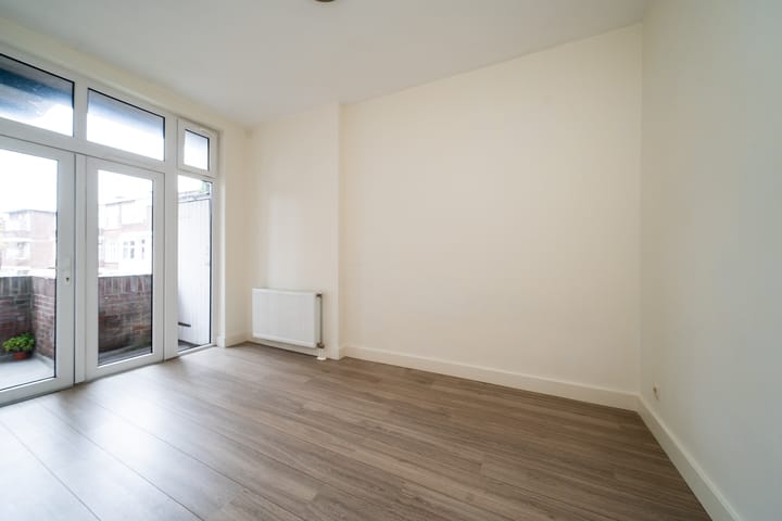 Foto 9 van Lunterenstraat 114