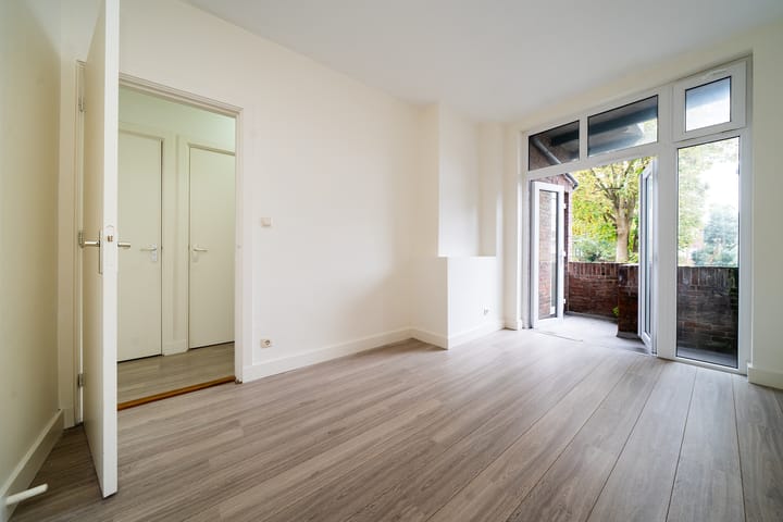 Foto 10 van Lunterenstraat 114