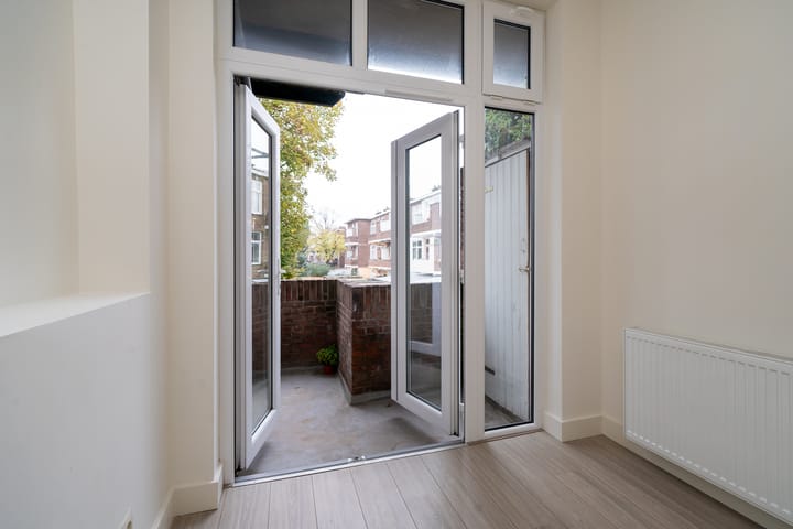 Foto 11 van Lunterenstraat 114