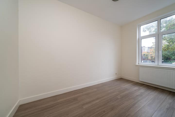 Foto 12 van Lunterenstraat 114