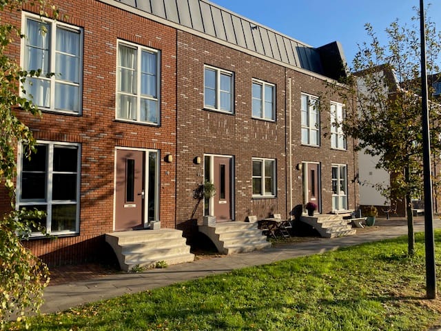 Foto 1 van Enkalaan 91