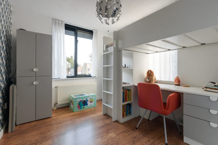 Foto 23 van Simon Vestdijk-erf 14