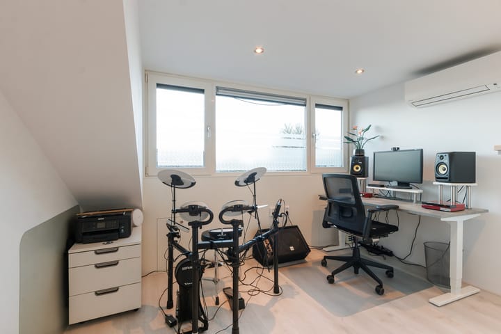 Foto 26 van Simon Vestdijk-erf 14