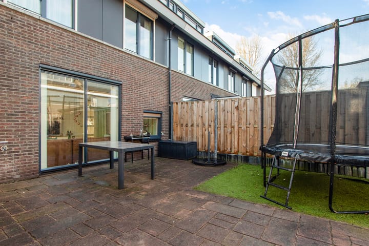 Foto 32 van Simon Vestdijk-erf 14