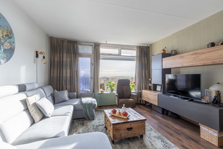 Foto 2 van Tjaarda 72