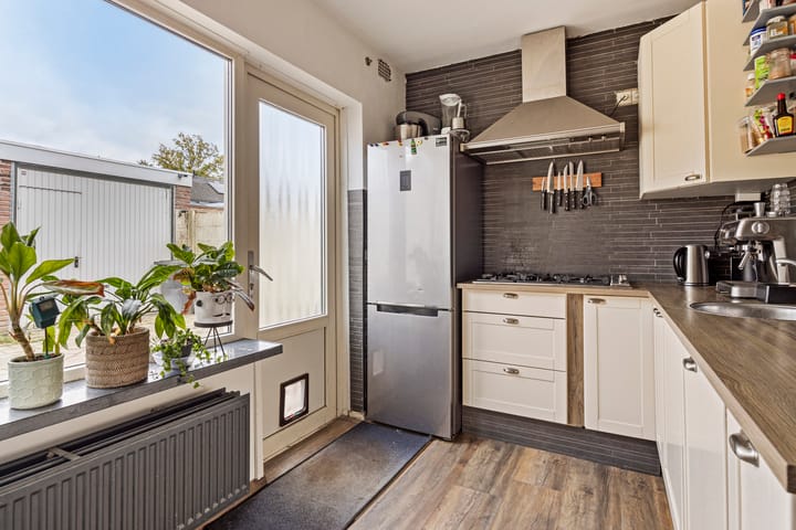 Foto 12 van Kortenaerstraat 40