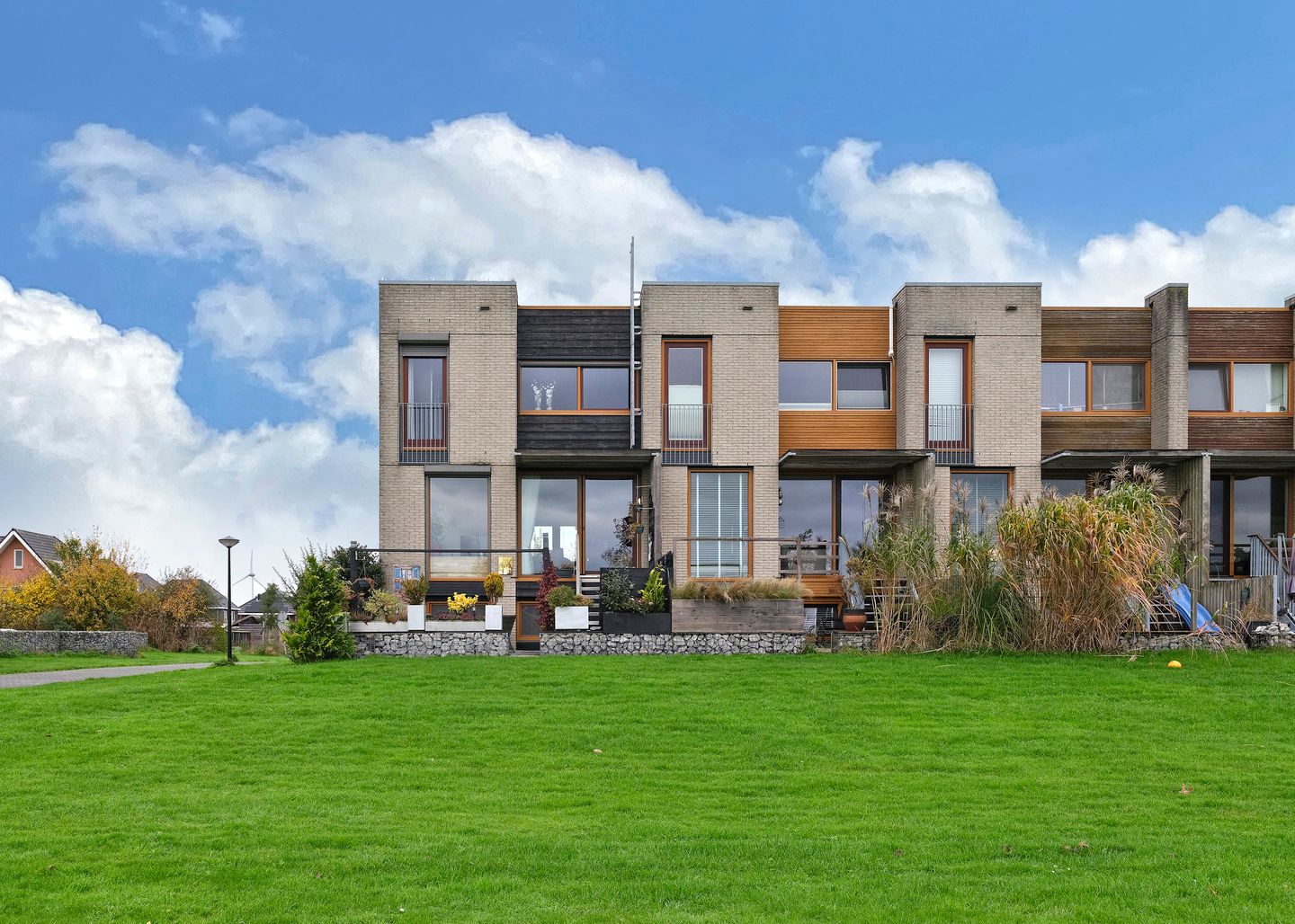 Foto 1 van Weegbree 43