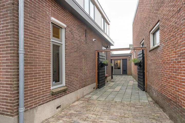 Bekijk foto 37 van Lange Kerkstraat 27