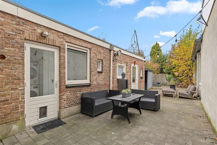 View photo 26 of Emmastraat 33