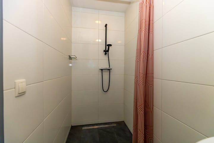 Foto 42 van Vinkenstraat 14-D