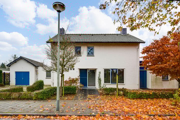 Foto 1 van Julianalaan 15