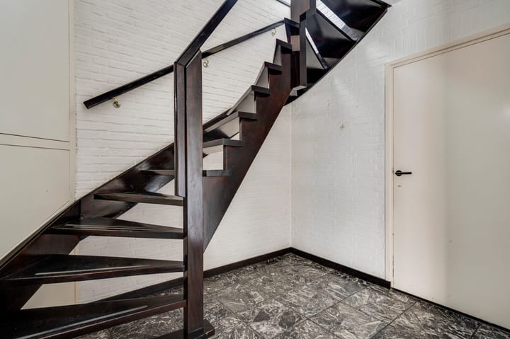 Foto 16 van Julianalaan 15