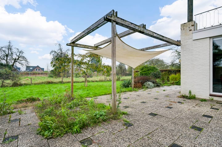 Foto 40 van Julianalaan 15