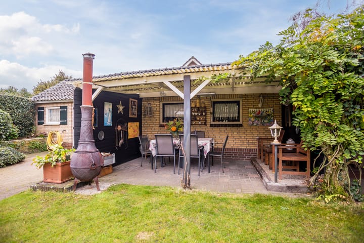 Foto 24 van Julianastraat 50