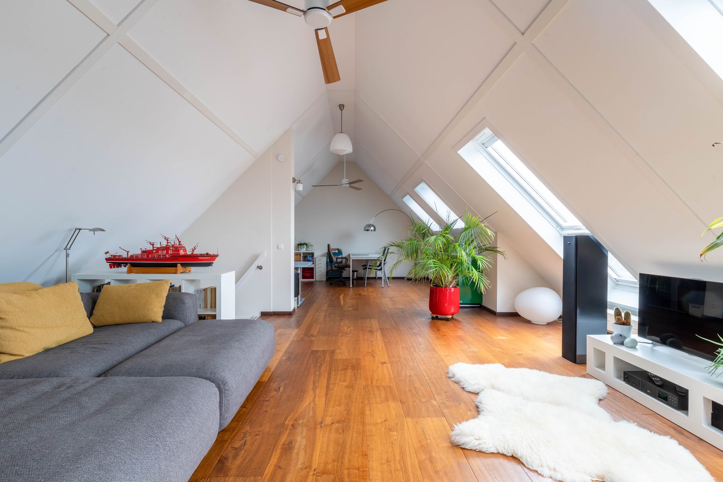 Foto 20 van Laan van Broekpolder 346