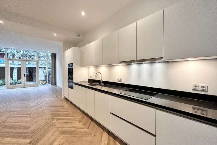 Eerste Helmersstraat 221-A