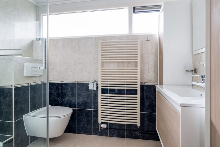 Foto 27 van Easter Omwei 36