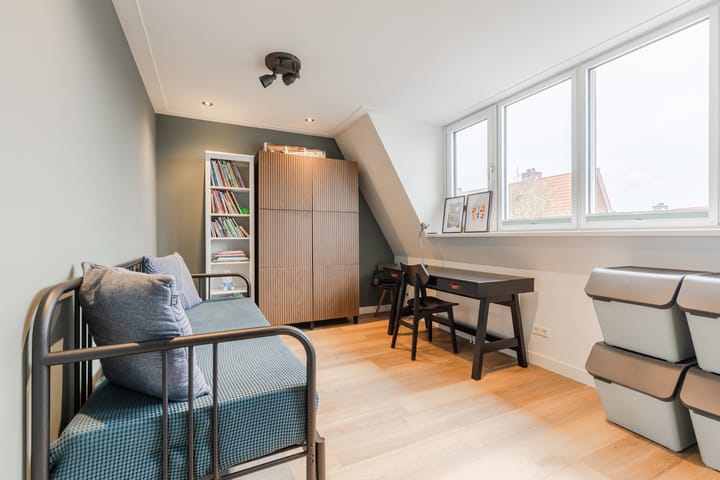 Photo 35 of H. Reptonstraat 54