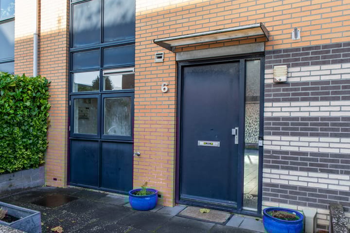 Foto 5 van Pauwenburg 6