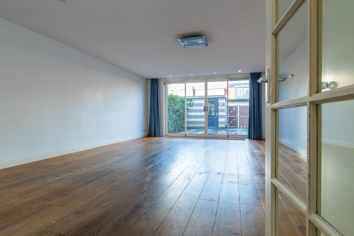 Foto 8 van Pauwenburg 6