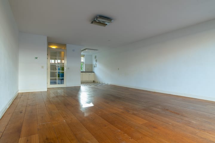 Foto 10 van Pauwenburg 6