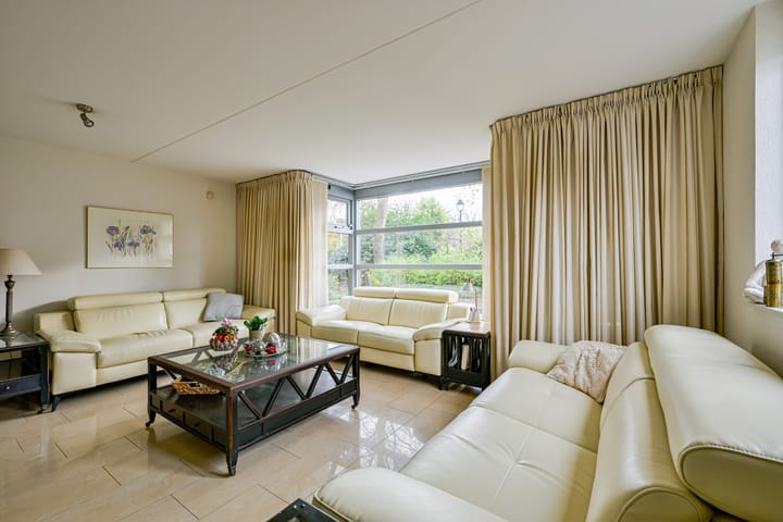 Foto 6 van Oosterstraat 2