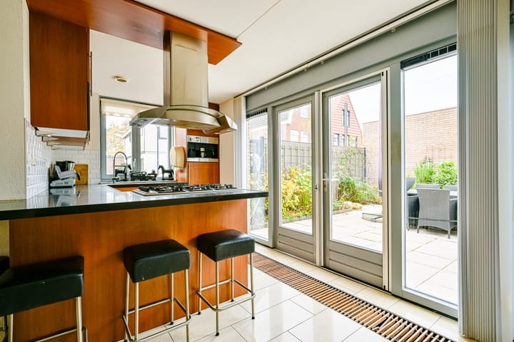 Foto 8 van Oosterstraat 2