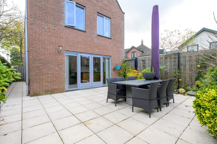 Foto 13 van Oosterstraat 2