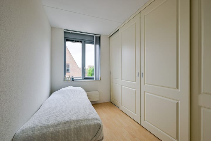 Foto 23 van Oosterstraat 2