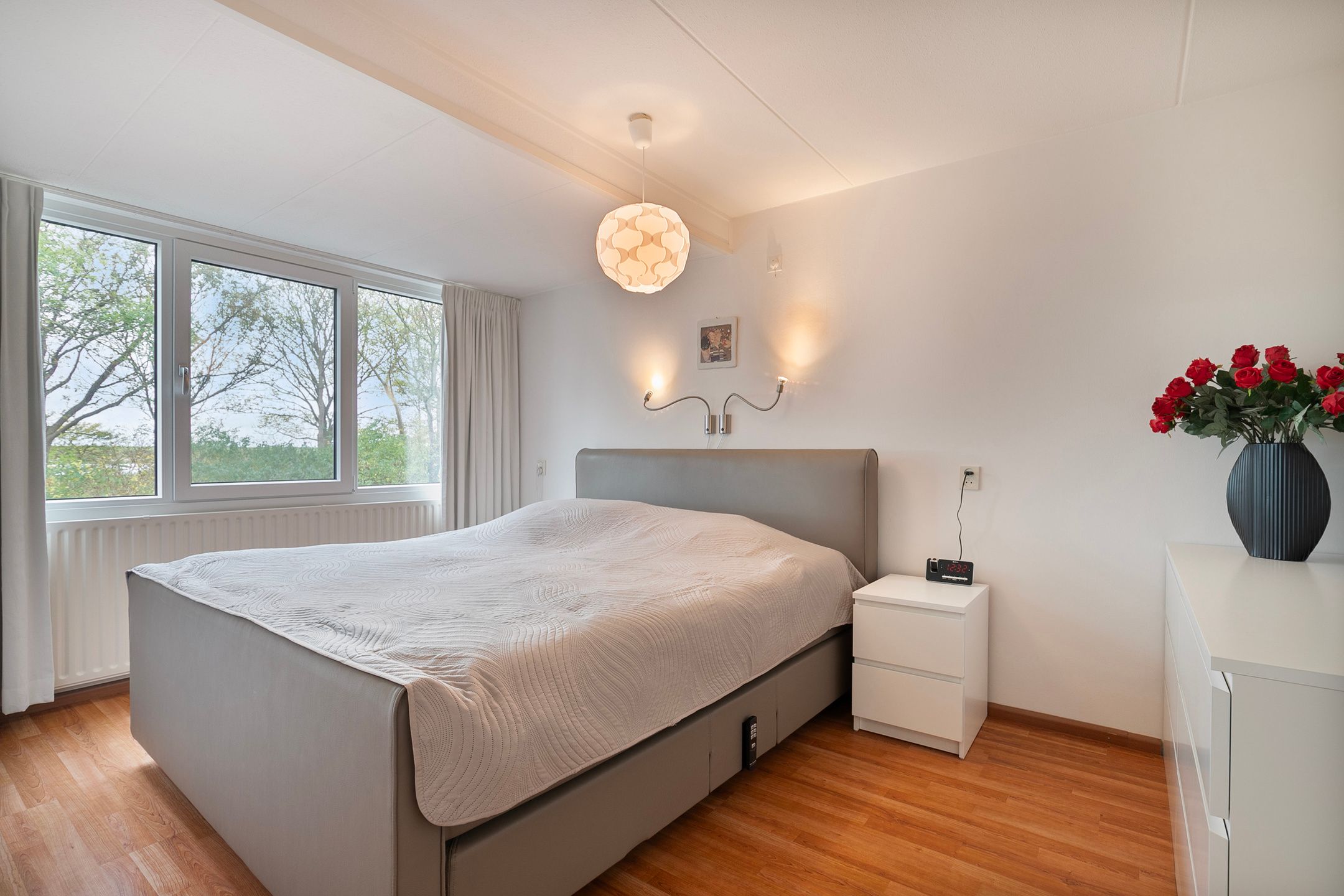 Photo 3 of Schouwenbank 51