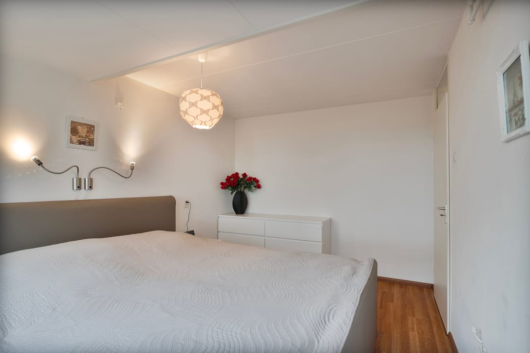 Photo 28 of Schouwenbank 51