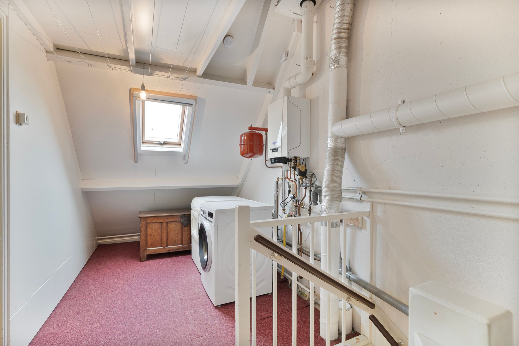 Photo 33 of Schouwenbank 51