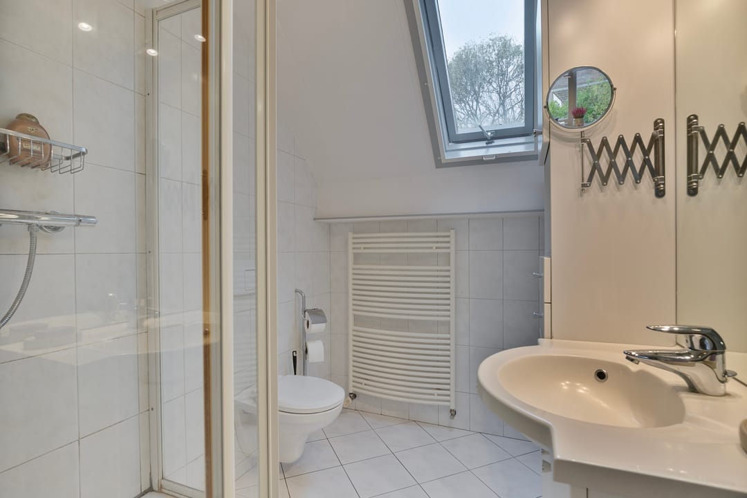 Photo 31 of Schouwenbank 51