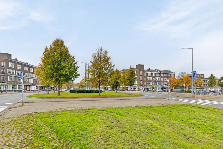 View photo 34 of Rubensplein 16-B2