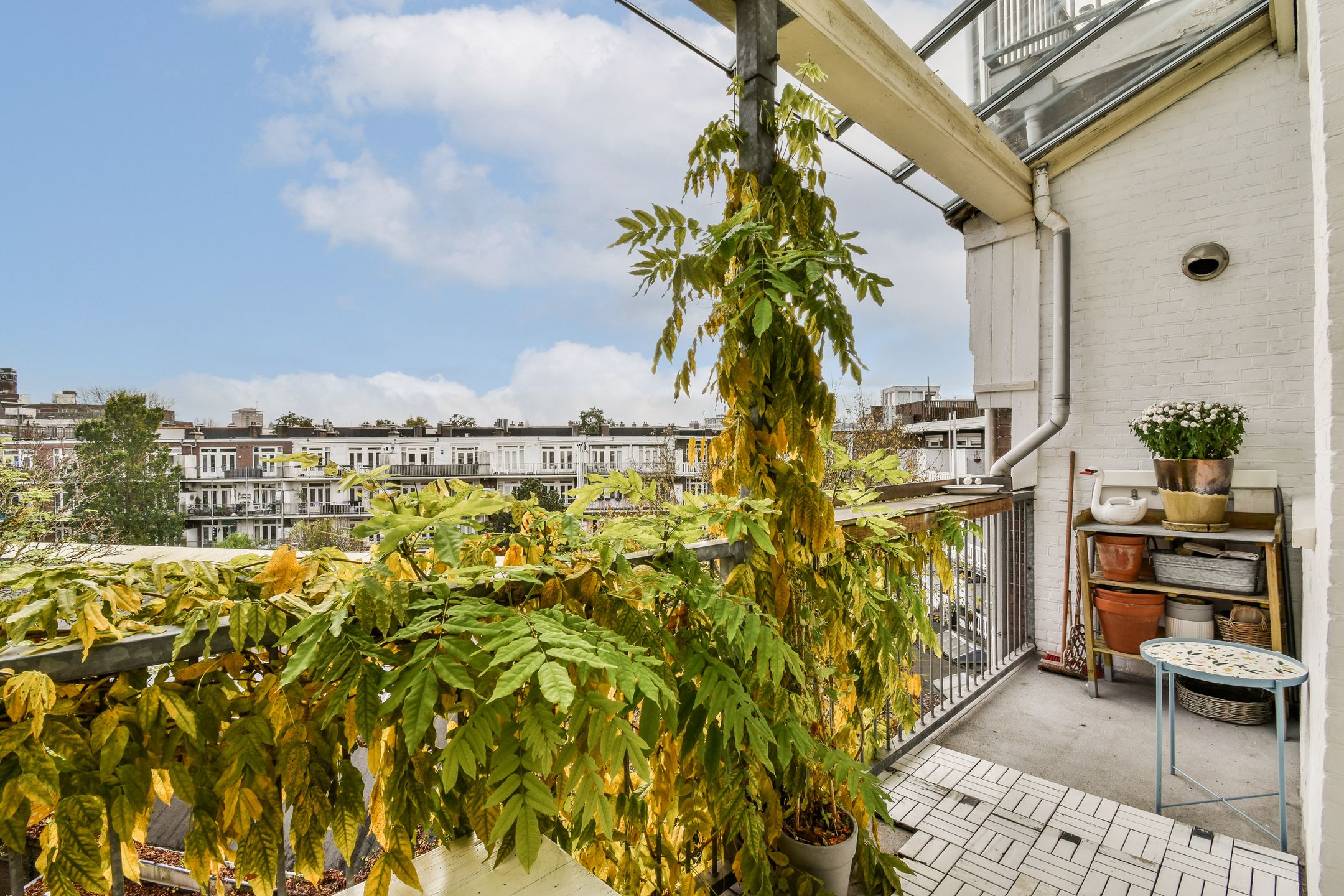 Photo 15 of Hondecoeterstraat 17-3