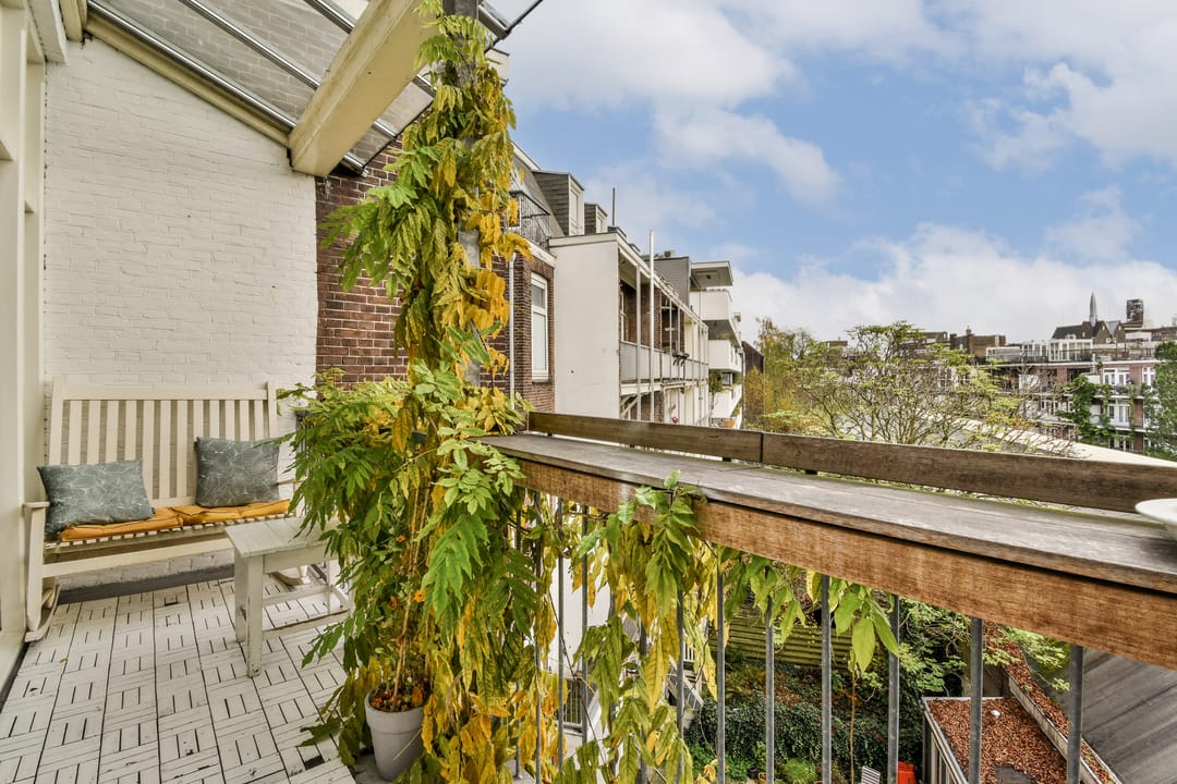 Photo 16 of Hondecoeterstraat 17-3