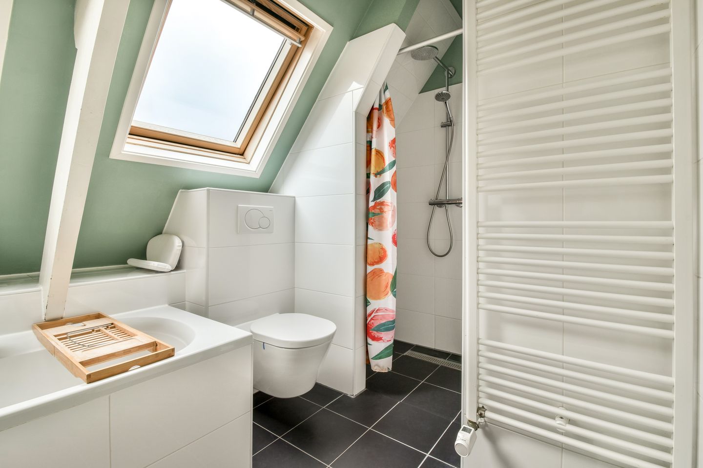 Photo 19 of Hondecoeterstraat 17-3