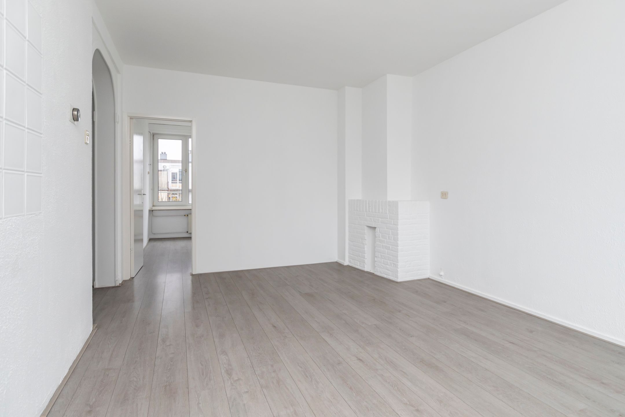 Foto 3 van Leyweg 834