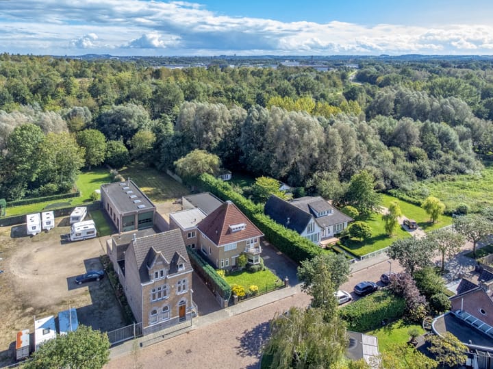 Foto 39 van Burg. Slanghenstraat 17