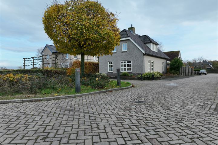 Bekijk foto 47 van Bredehof 6