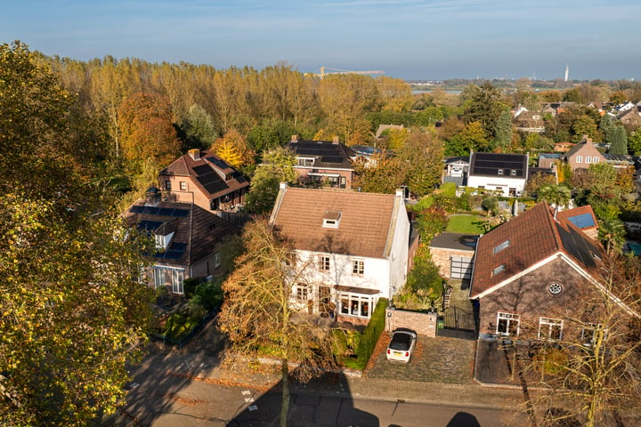 Bekijk foto 45 van Kerkstraat 8