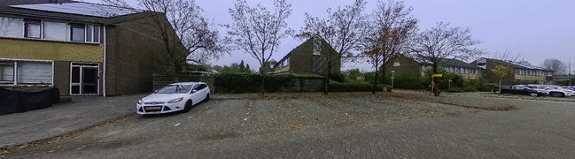 View 360° photo of Voortuin of Ratelaar 6