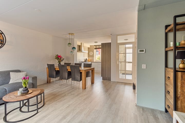 Foto 10 van Baanderheugte 38