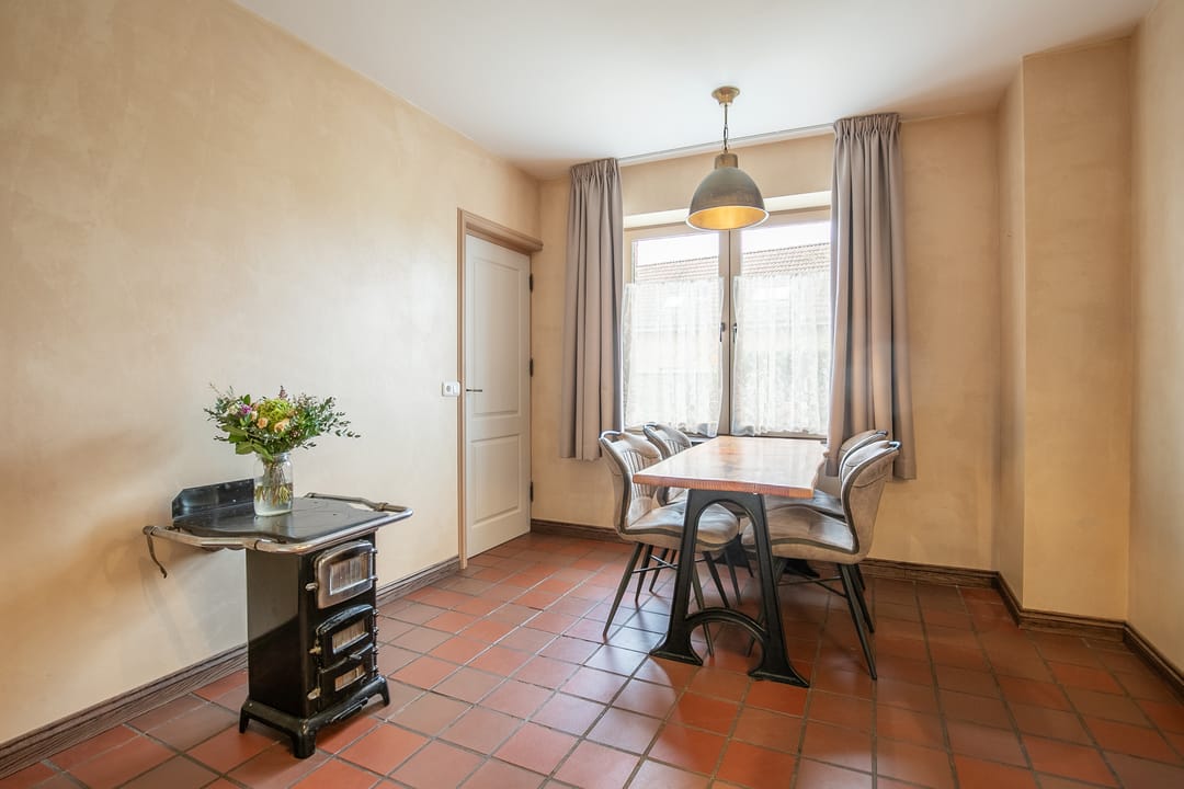 Foto 11 van Hegge 150