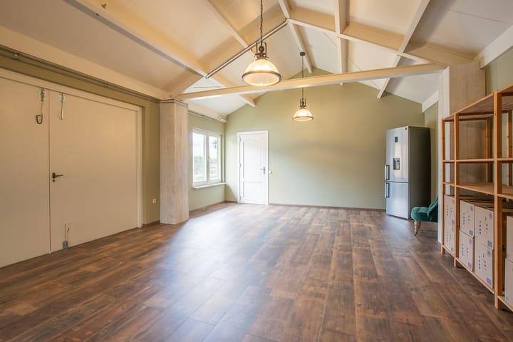 Foto 18 van Hegge 150